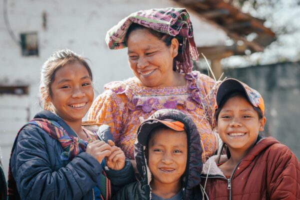 Guatemalan family of four receive solar light